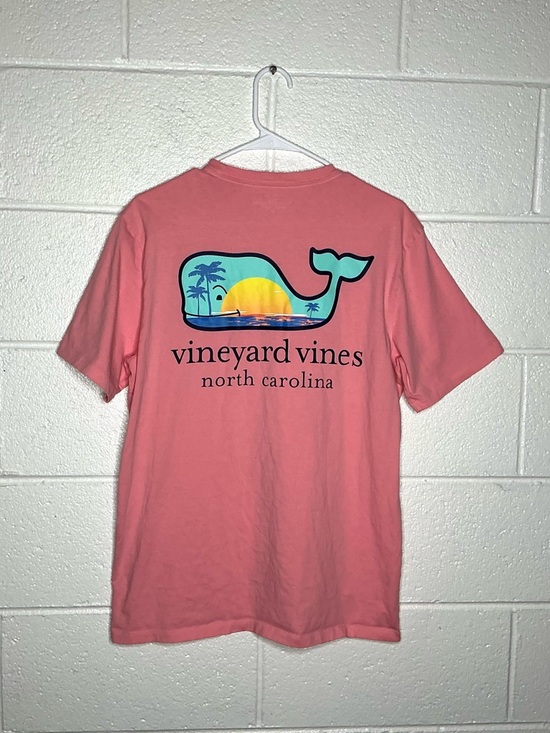 Vineyard Vines Tops - < Vineyard Vines North Carolina Sunset Graphic Tee >